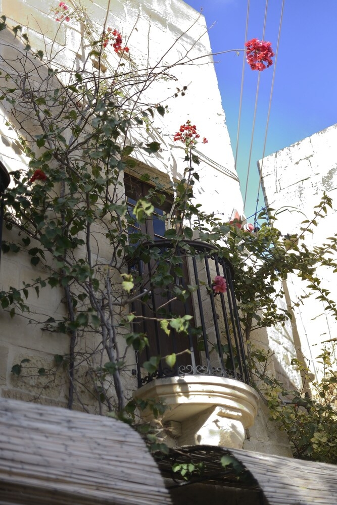 숙박 시설 정면