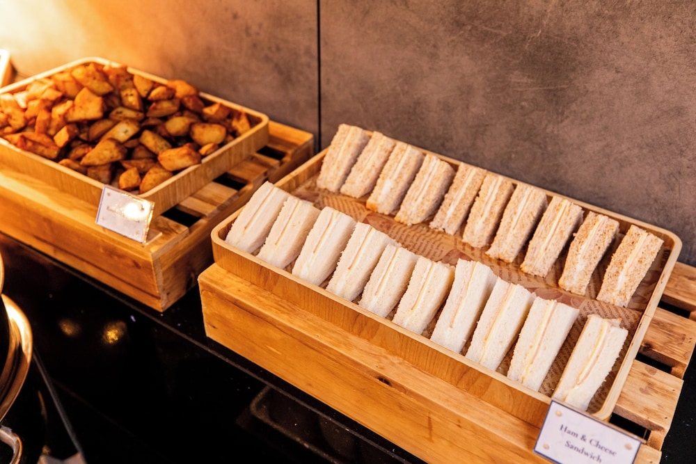 뷔페 아침 식사