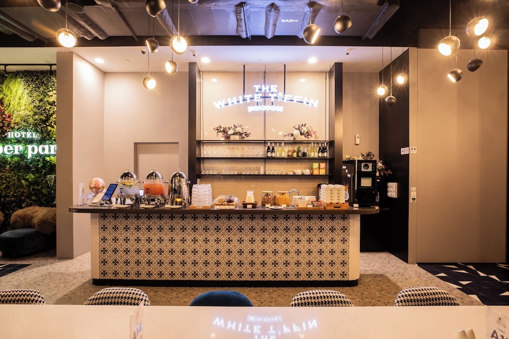 바(숙박 시설 내)