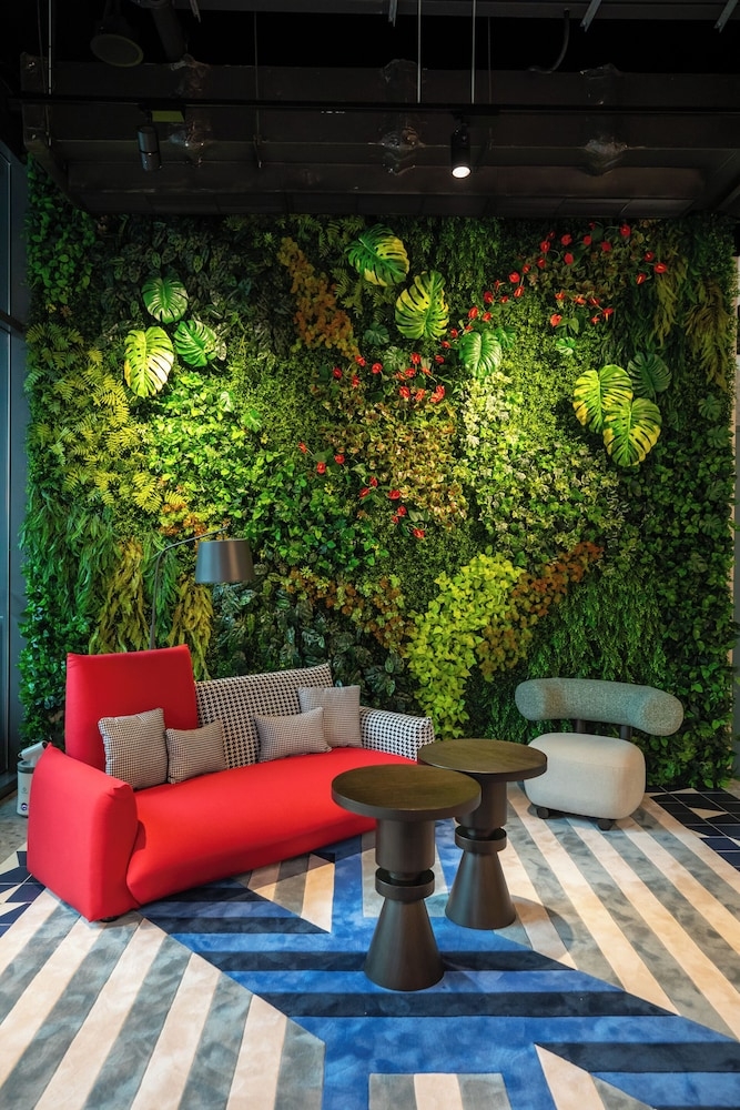 로비 좌석 공간