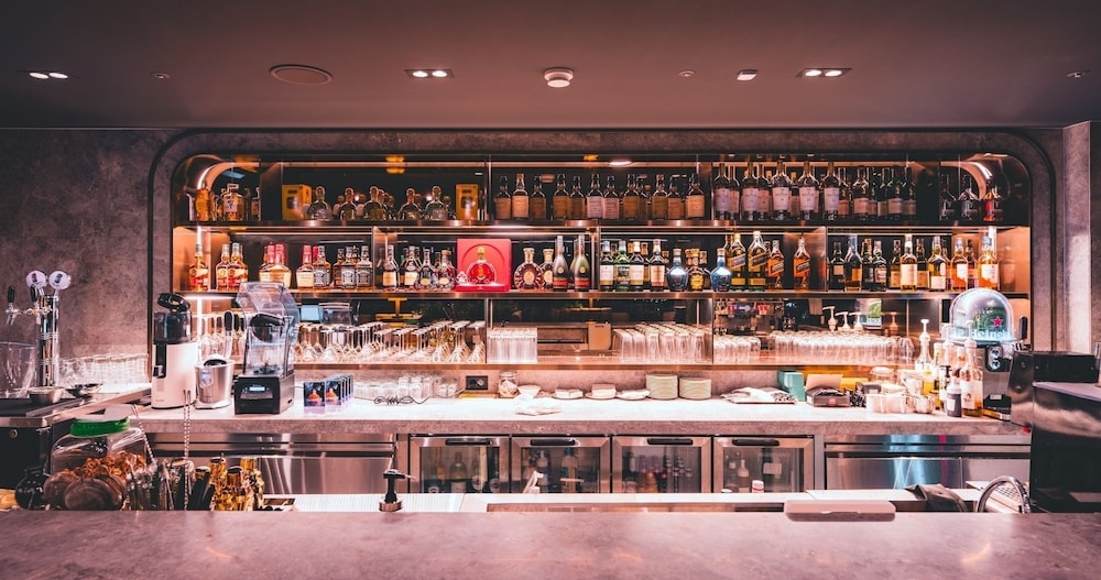 바(숙박 시설 내)