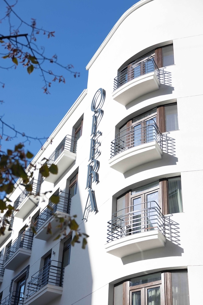 숙박 시설 정면