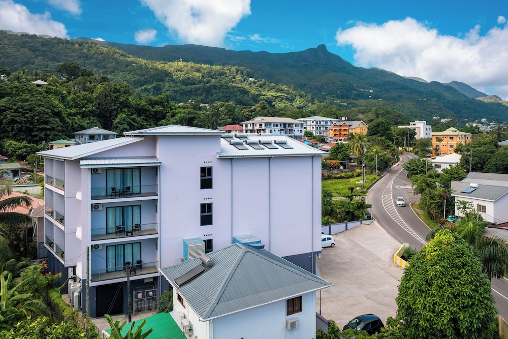 숙박 시설 정면