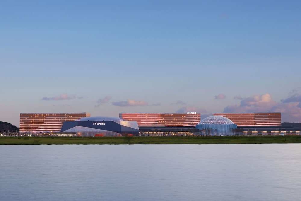 숙박 시설 정면