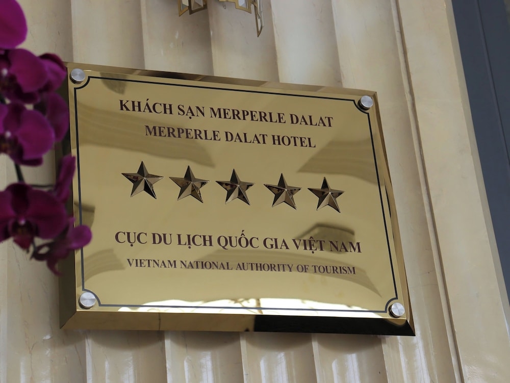 숙박 시설 정면