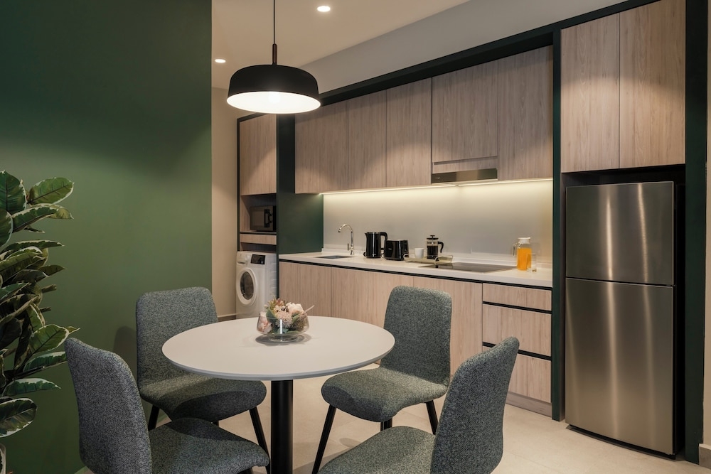 객실 내 식사 공간