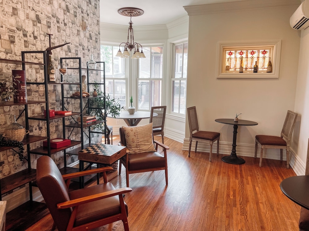 로비 좌석 공간