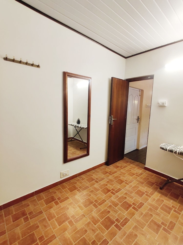 장비 보관 시설