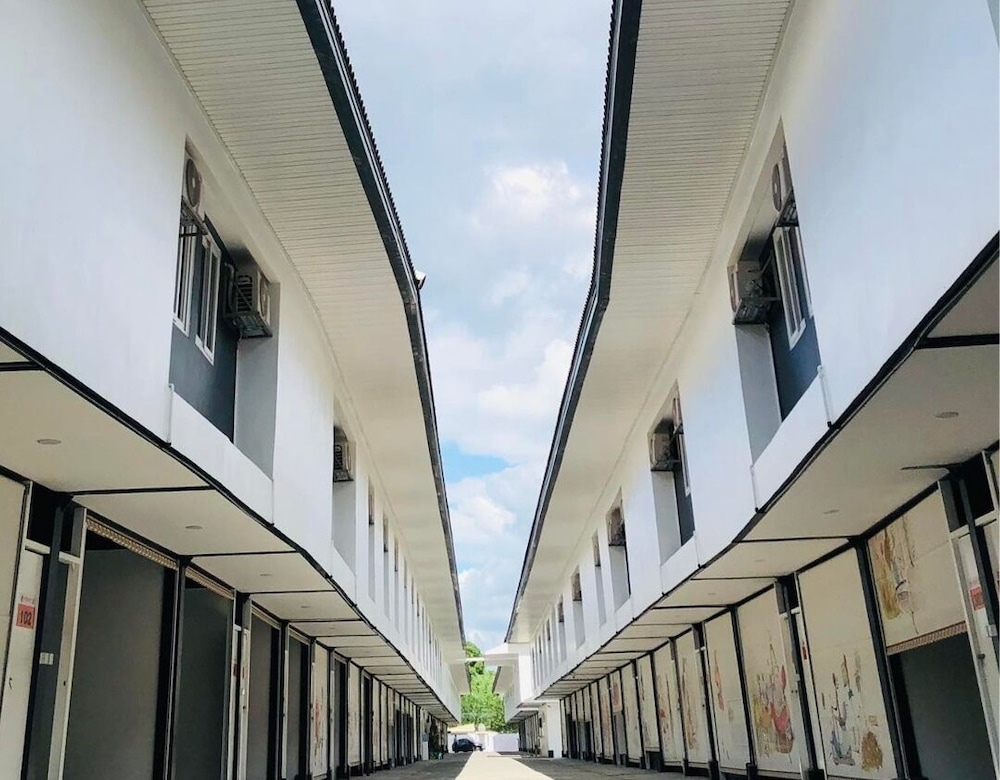 숙박 시설 정면