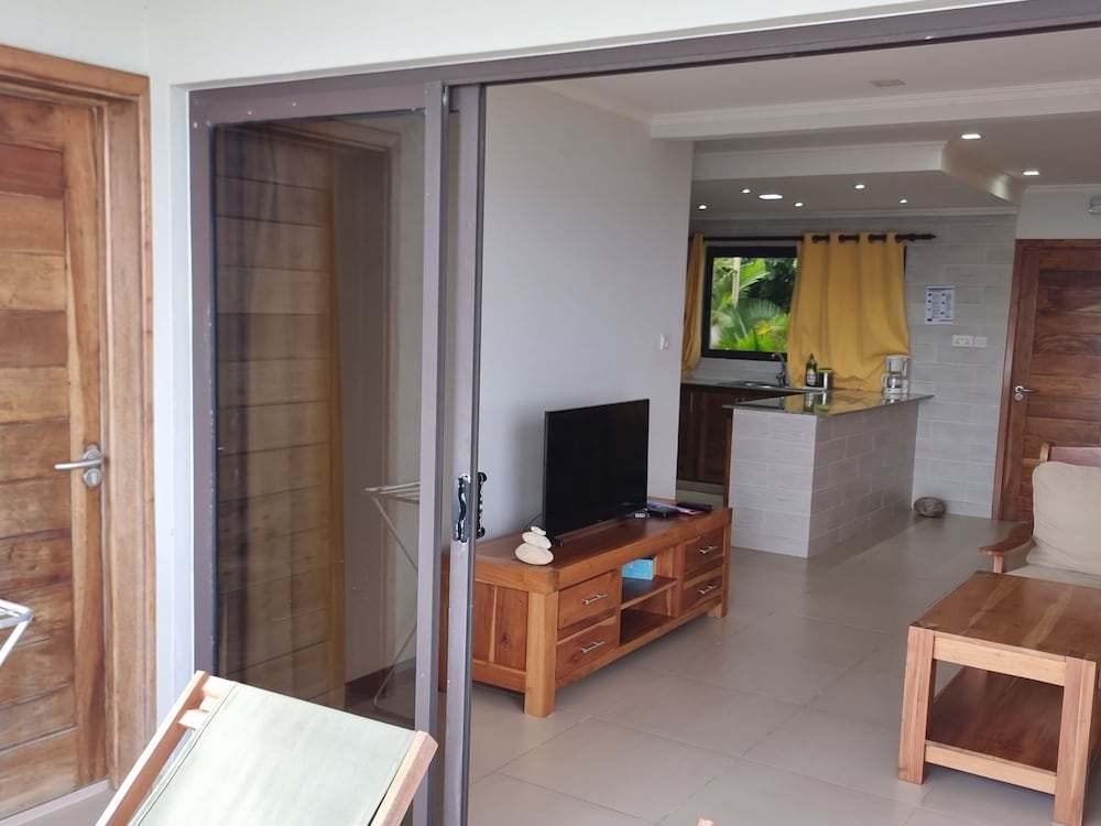 객실 내 식사 공간