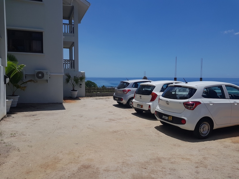 숙박 시설 정면