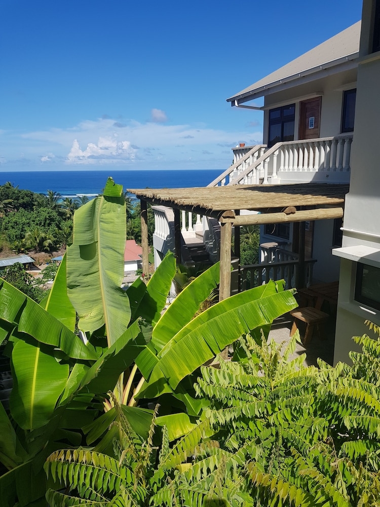 숙박 시설 정면