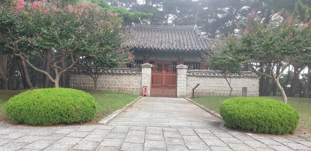 숙박 시설에서 보는 주변 전망