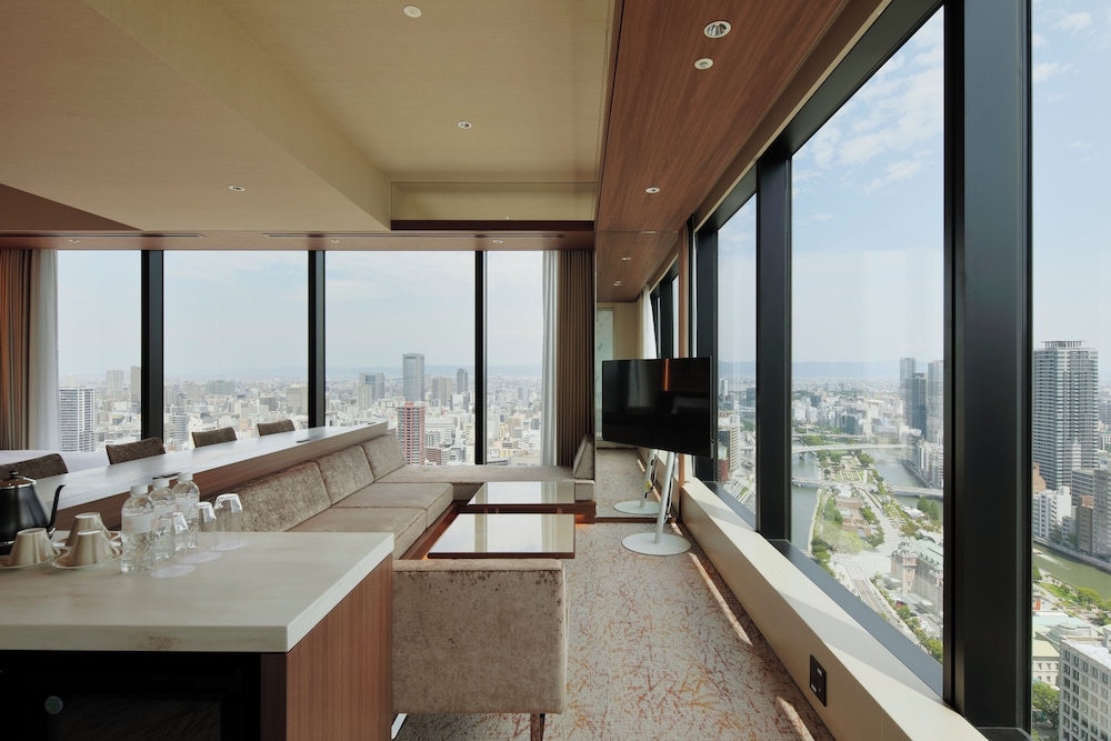 숙박 시설 내 편의 시설/서비스