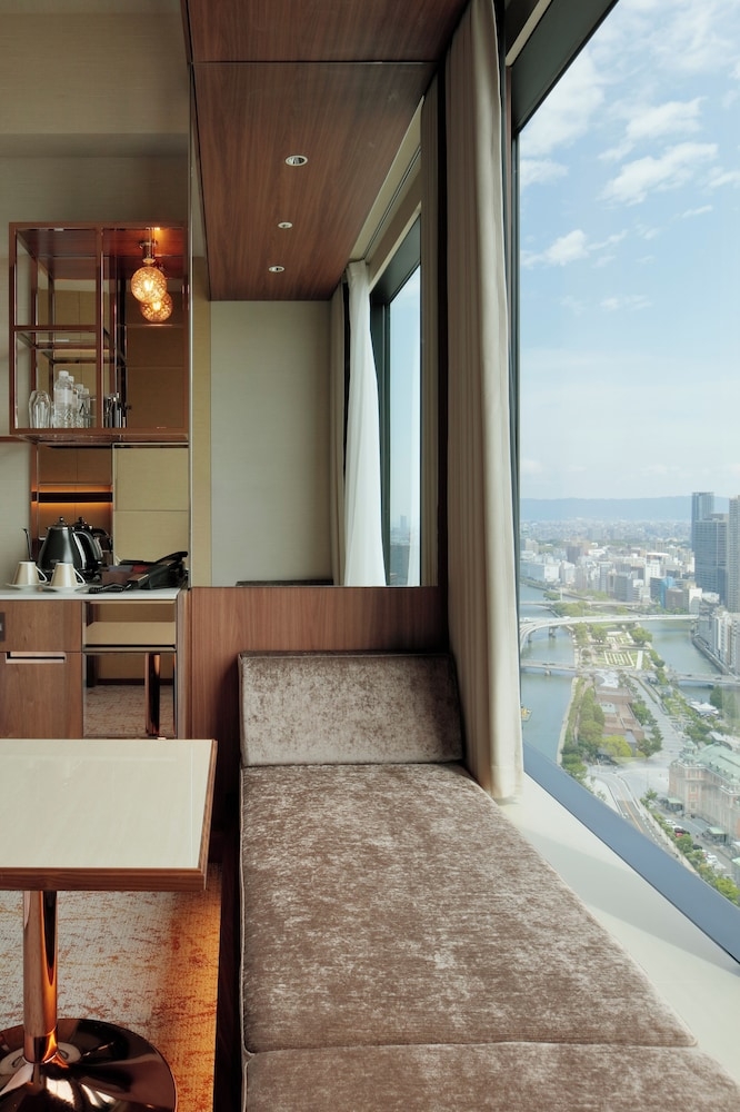 숙박 시설 내 편의 시설/서비스