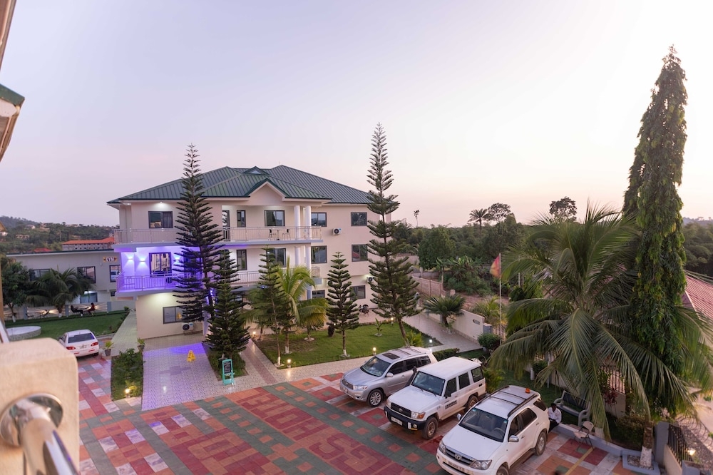 숙박 시설 정면