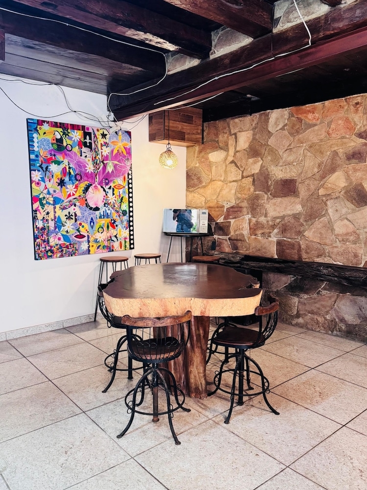 숙박 시설 구내