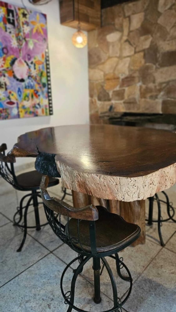 객실 내 식사 공간