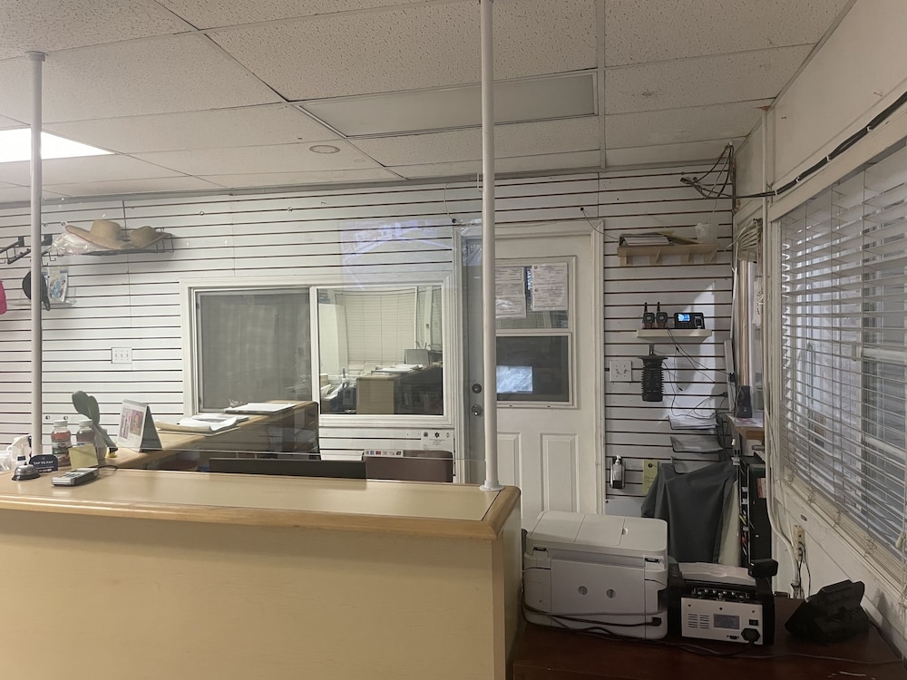 콘시어지 데스크