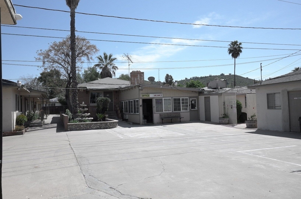 숙박 시설 정면