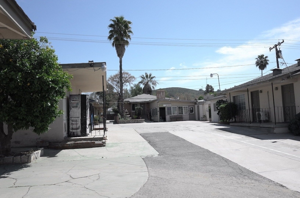 숙박 시설 정면