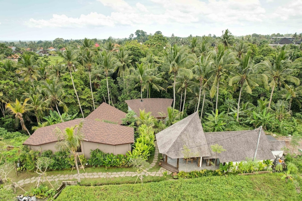 숙박 시설 정면