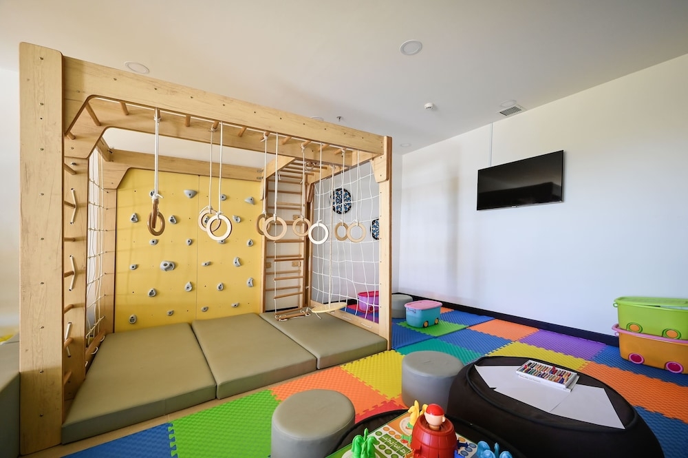 어린이 놀이 공간 - 실내