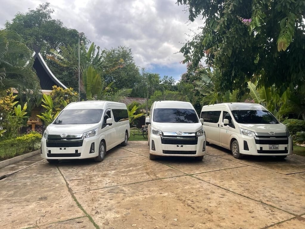 숙박 시설 정면