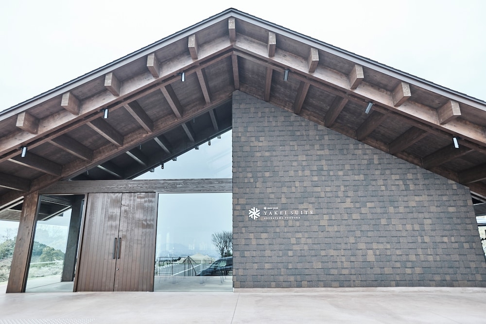 숙박 시설 정면