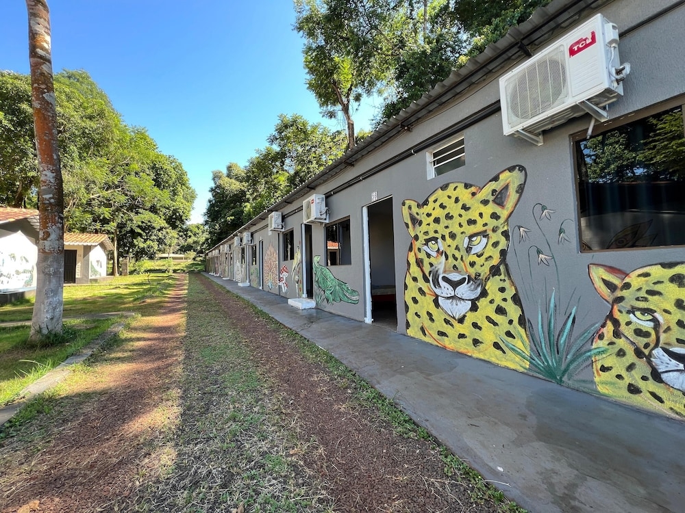 숙박 시설 정면