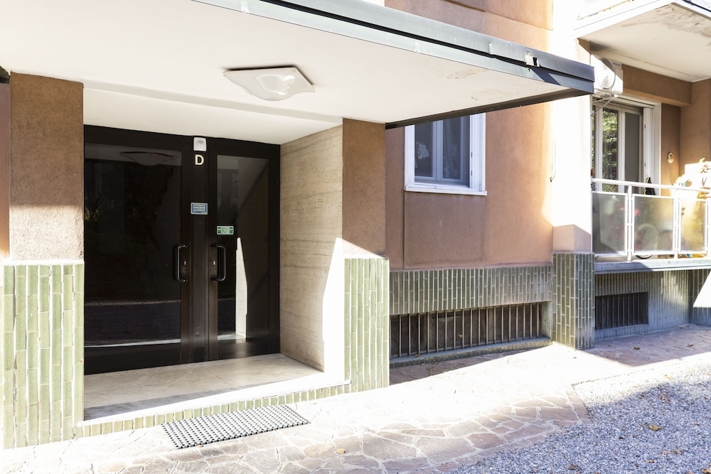 숙박 시설 입구