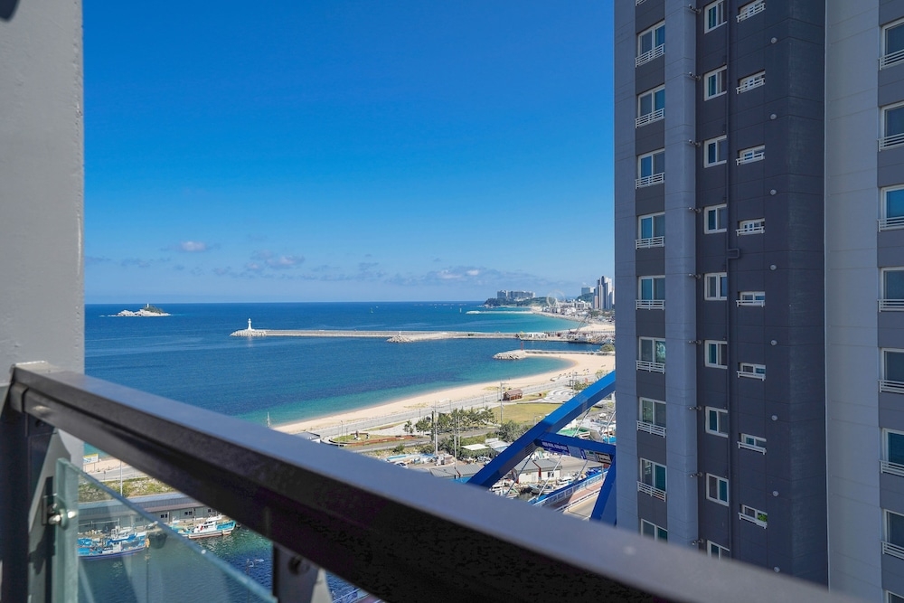 숙박 시설에서 보는 주변 전망