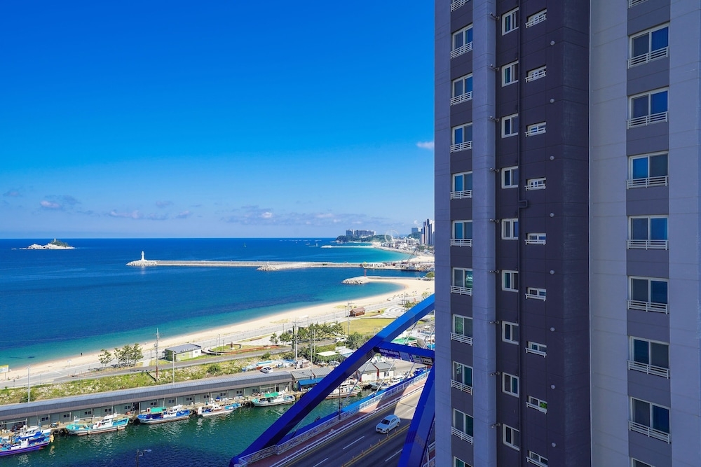 숙박 시설에서 보는 주변 전망