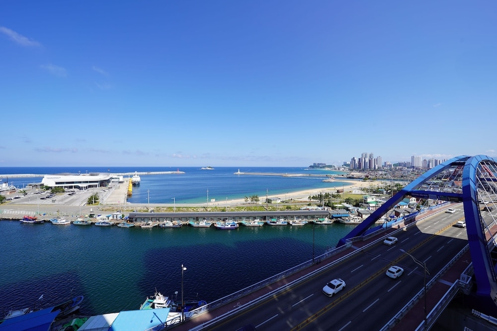 숙박 시설에서 보는 주변 전망