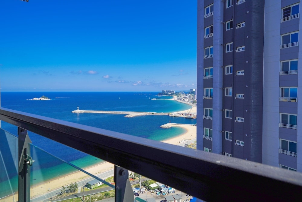 숙박 시설에서 보는 주변 전망