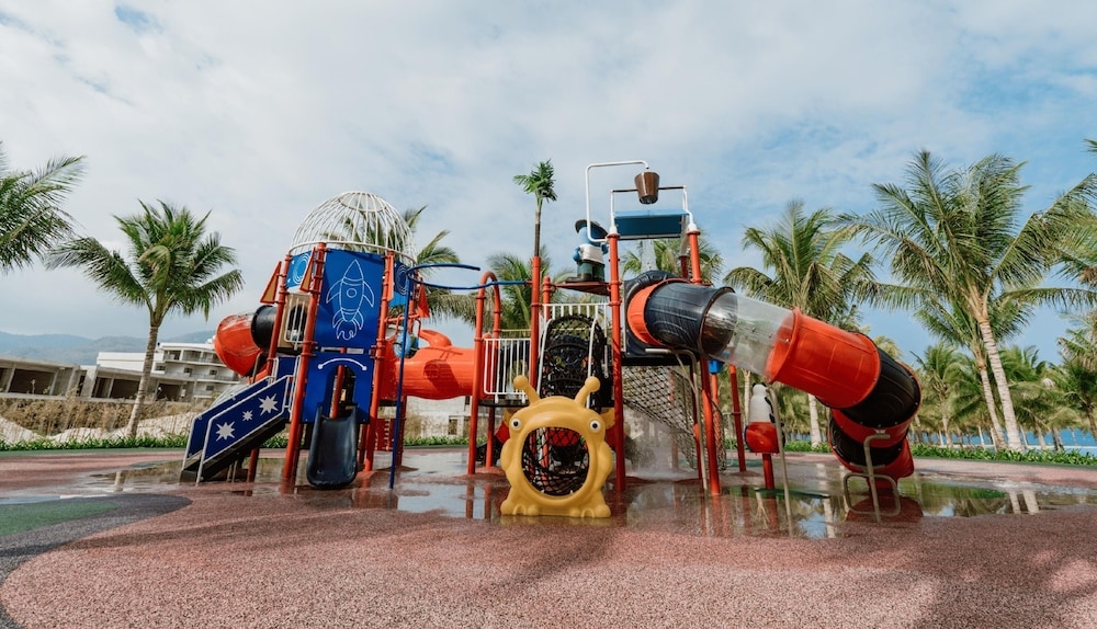 어린이 놀이 공간 - 야외