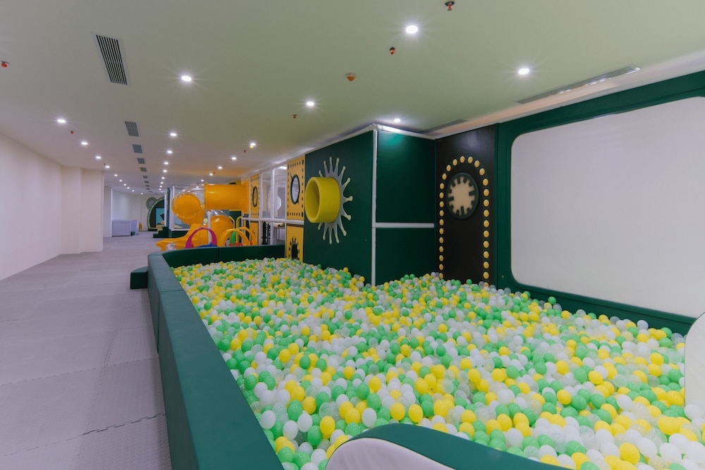 어린이 놀이 공간 - 실내
