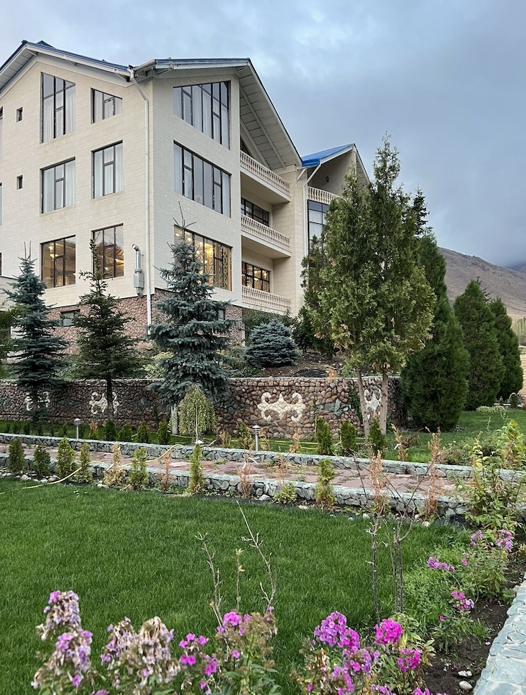 숙박 시설 정면