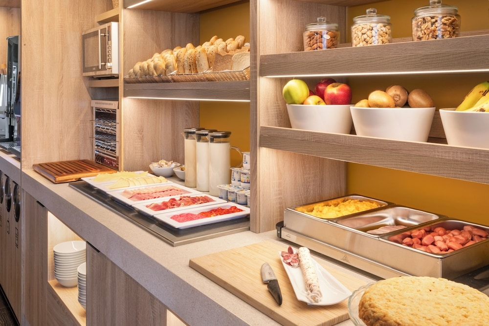 뷔페 아침 식사