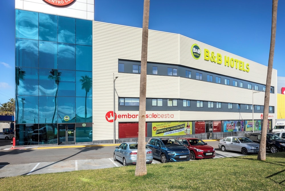 숙박 시설 정면