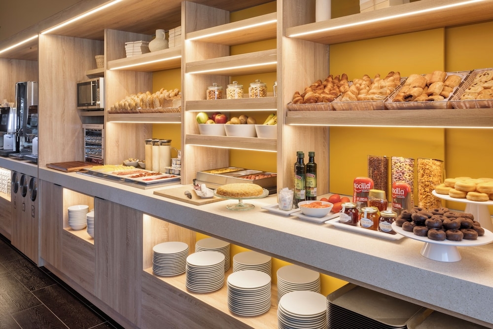 뷔페 아침 식사