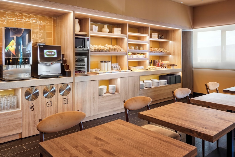 뷔페 아침 식사