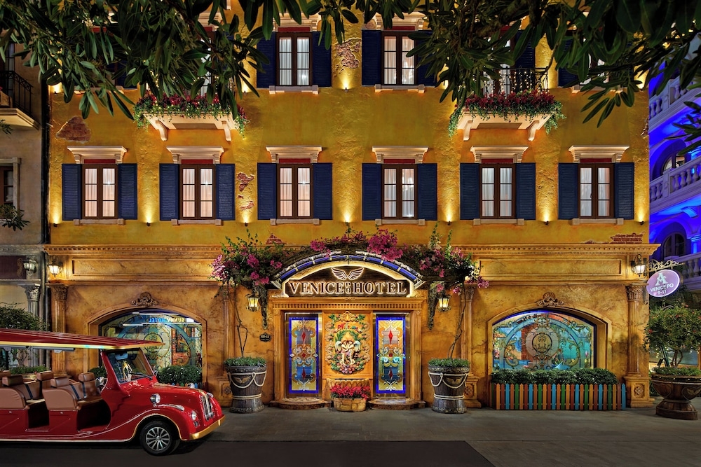 숙박 시설 정면