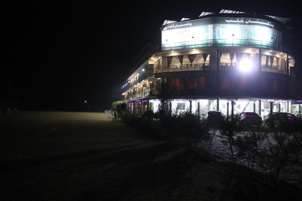 숙박 시설 정면