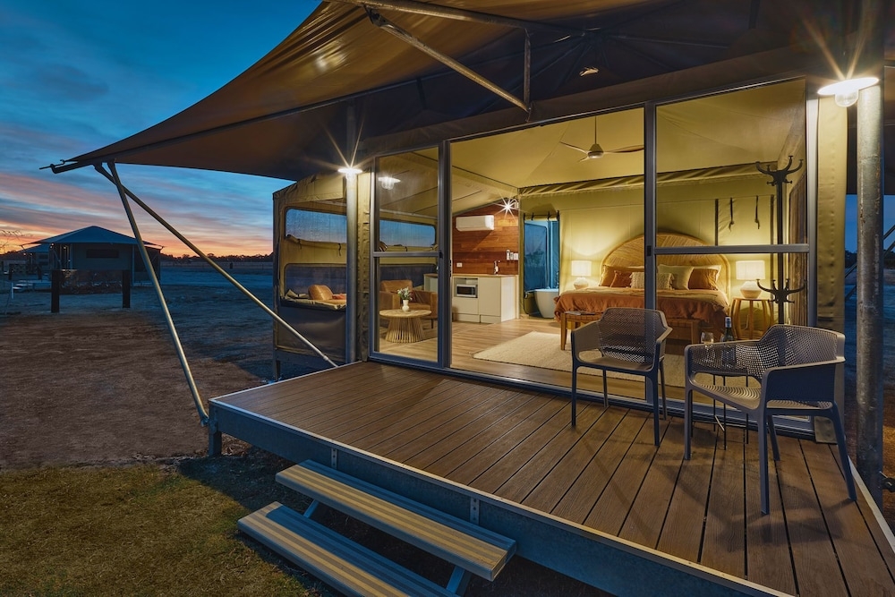 숙박 시설 정면