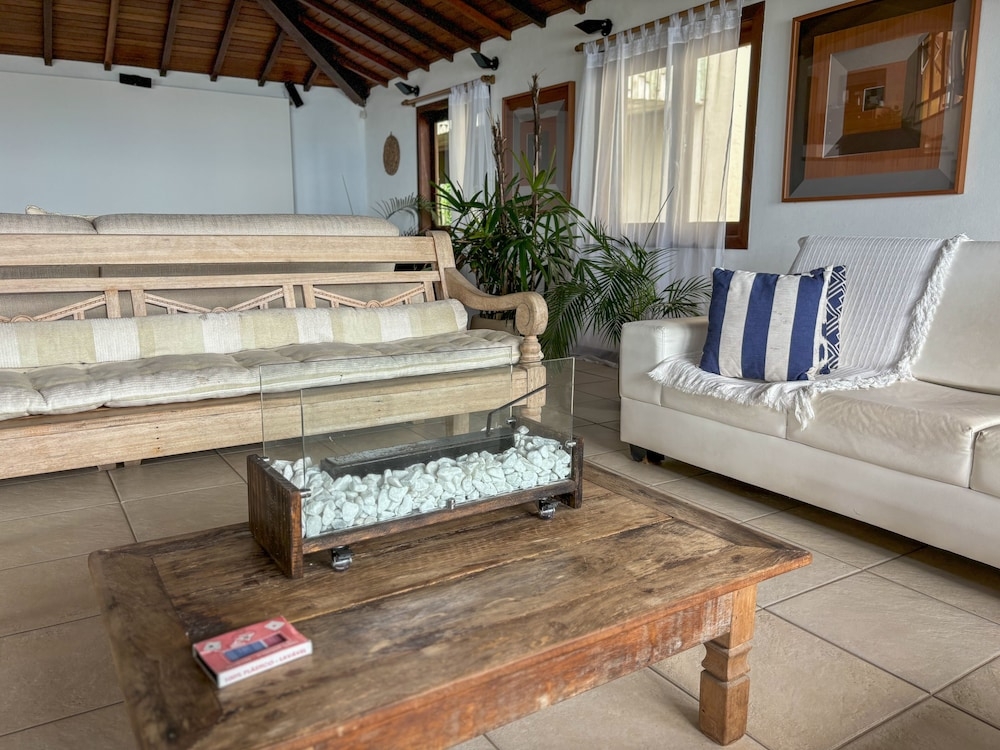 로비 좌석 공간