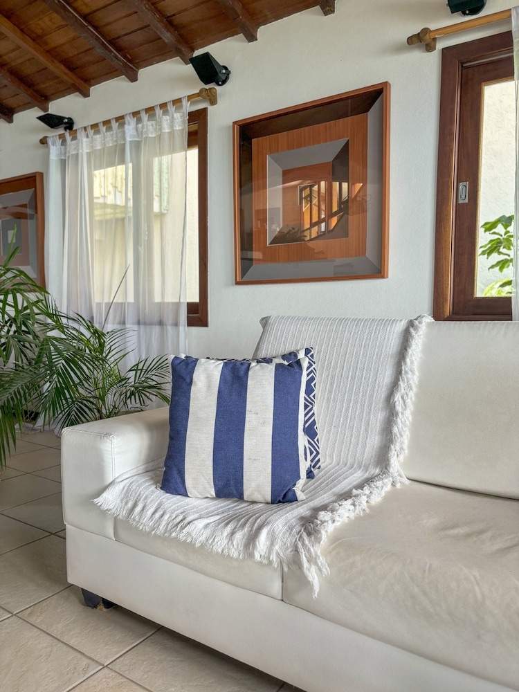 로비 좌석 공간