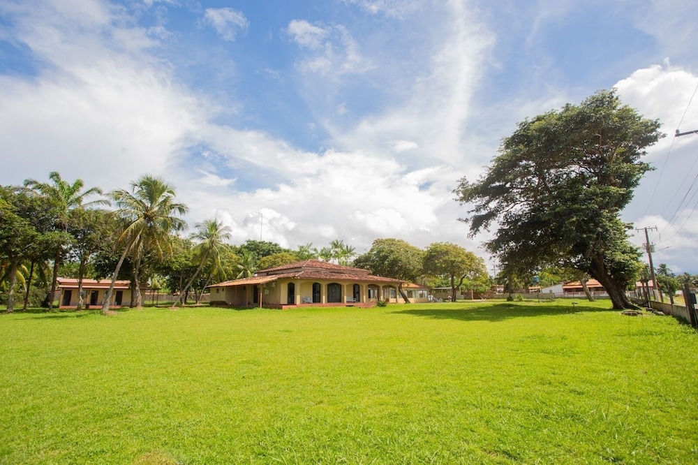 숙박 시설 정면