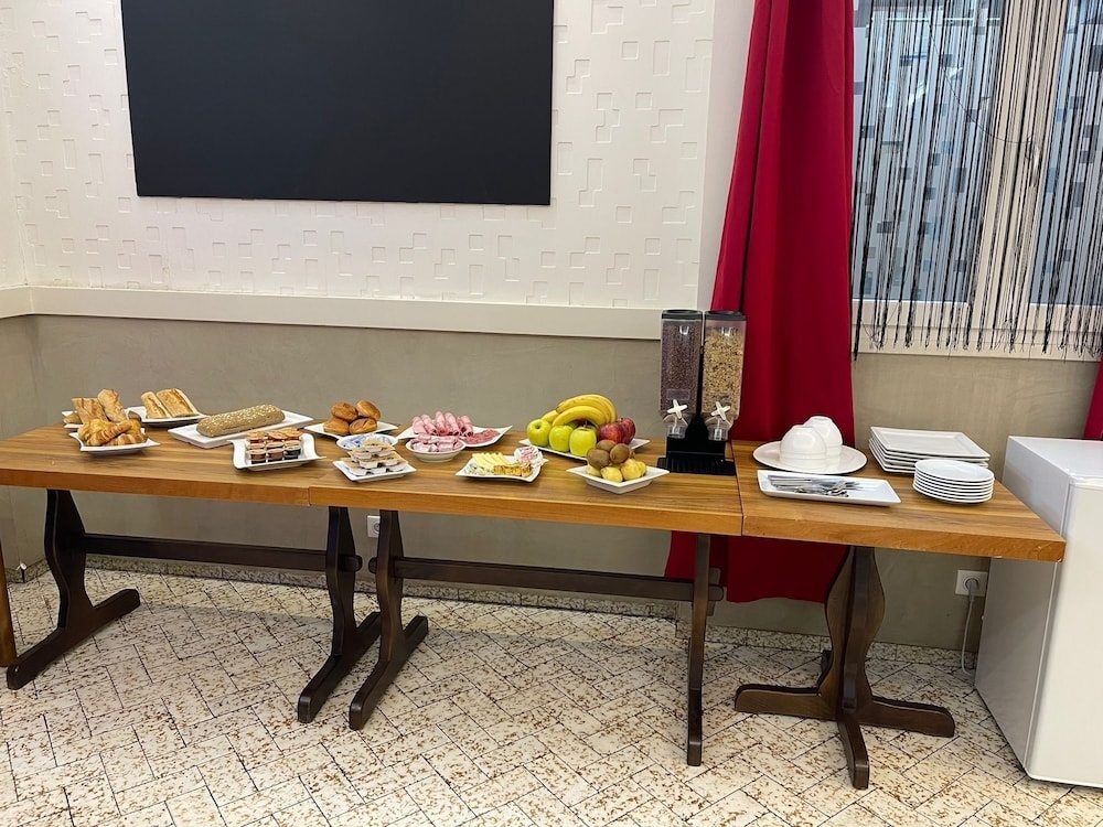 뷔페 아침 식사