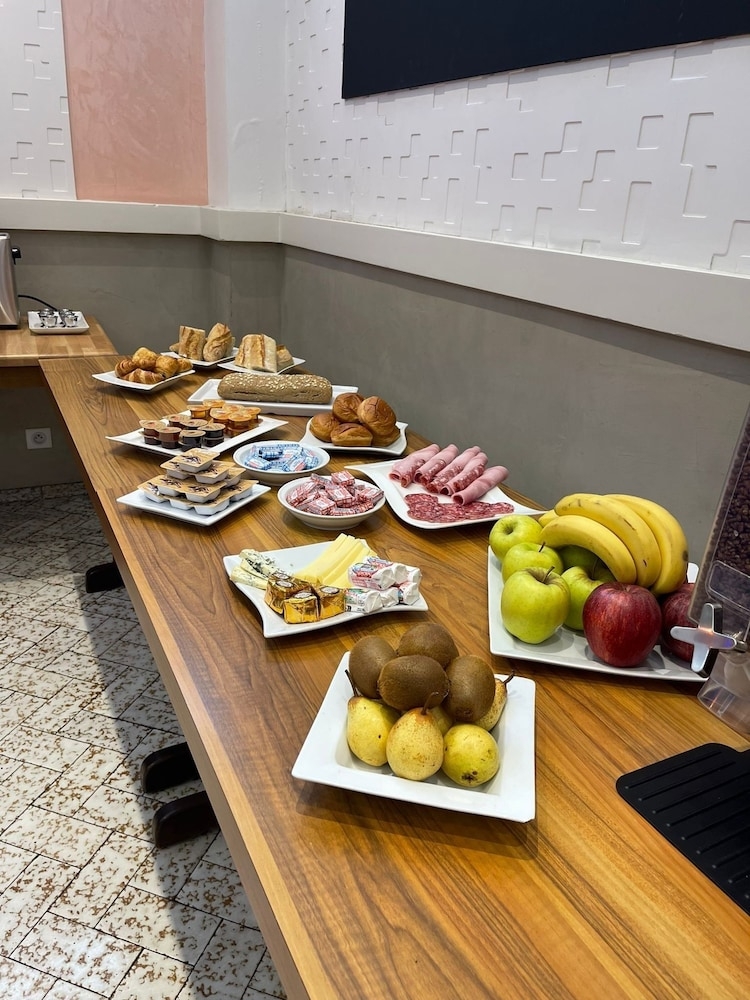 뷔페 아침 식사